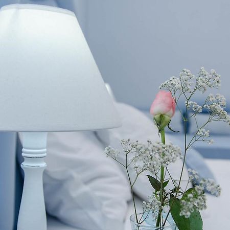 Domus Rosa Bed & Breakfast Napoli Oda fotoğraf