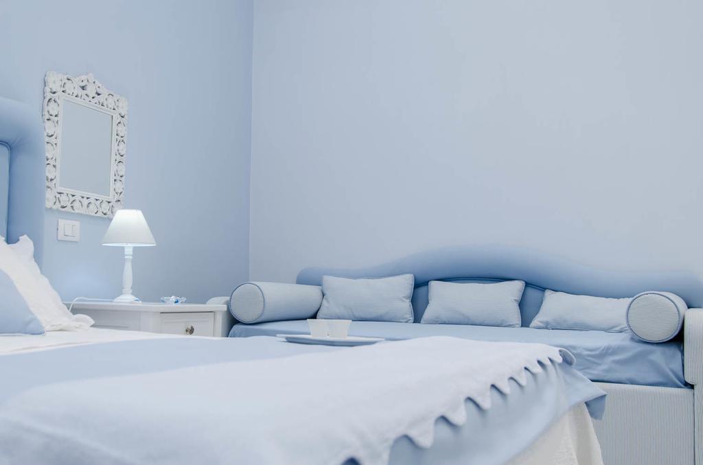 Domus Rosa Bed & Breakfast Napoli Oda fotoğraf