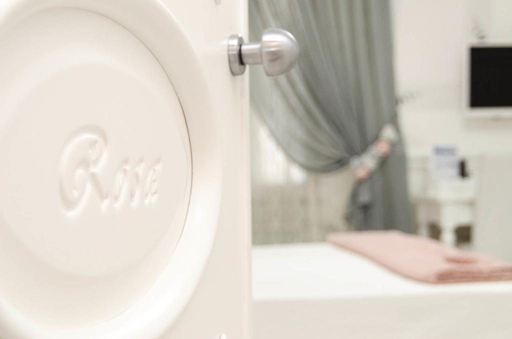 Domus Rosa Bed & Breakfast Napoli Oda fotoğraf
